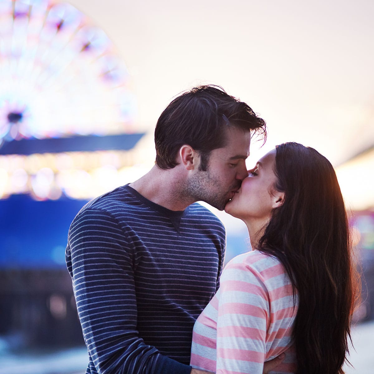 National Kissing Day: How to go in for the first kiss