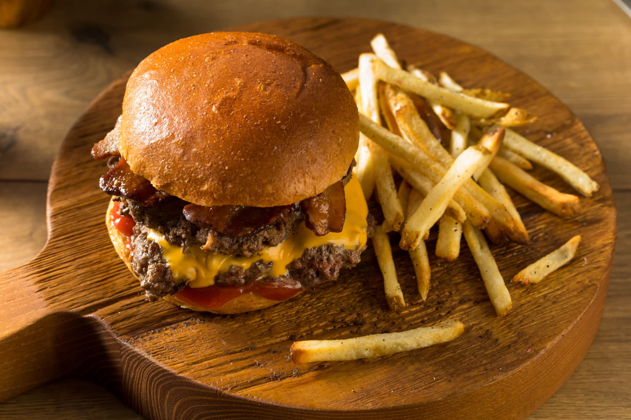 Chains Offer Free Burgers on National Cheeseburger Day