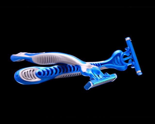 SAFETY RAZOR DAY December 2, 2022 National Today