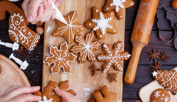 Gingerbread Decorating Day