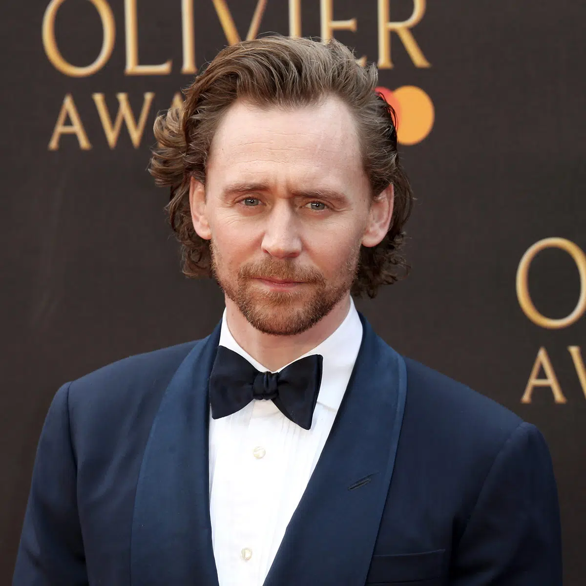 Tom Hiddleston - Age, Bio, Birthday, Family, Net Worth | National ...