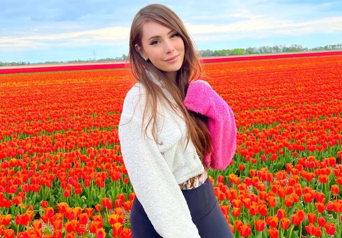 what is leah ashe net worth
