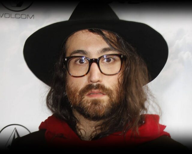Sean Lennon - Age, Bio,, Family, Net Worth | National Today